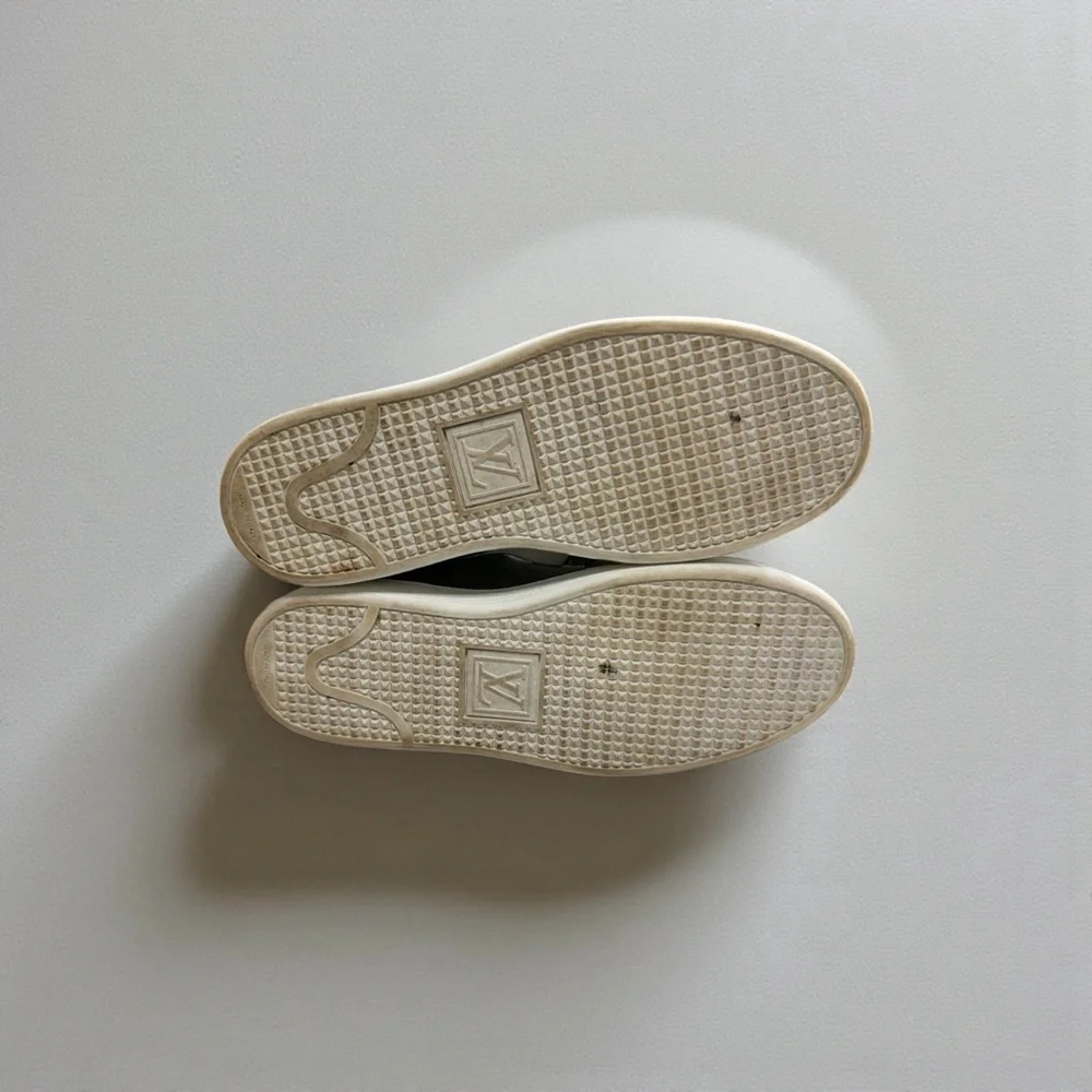 Louis Vuitton Brown and Gold Monogram Sneakers - Picture 6 of 10
